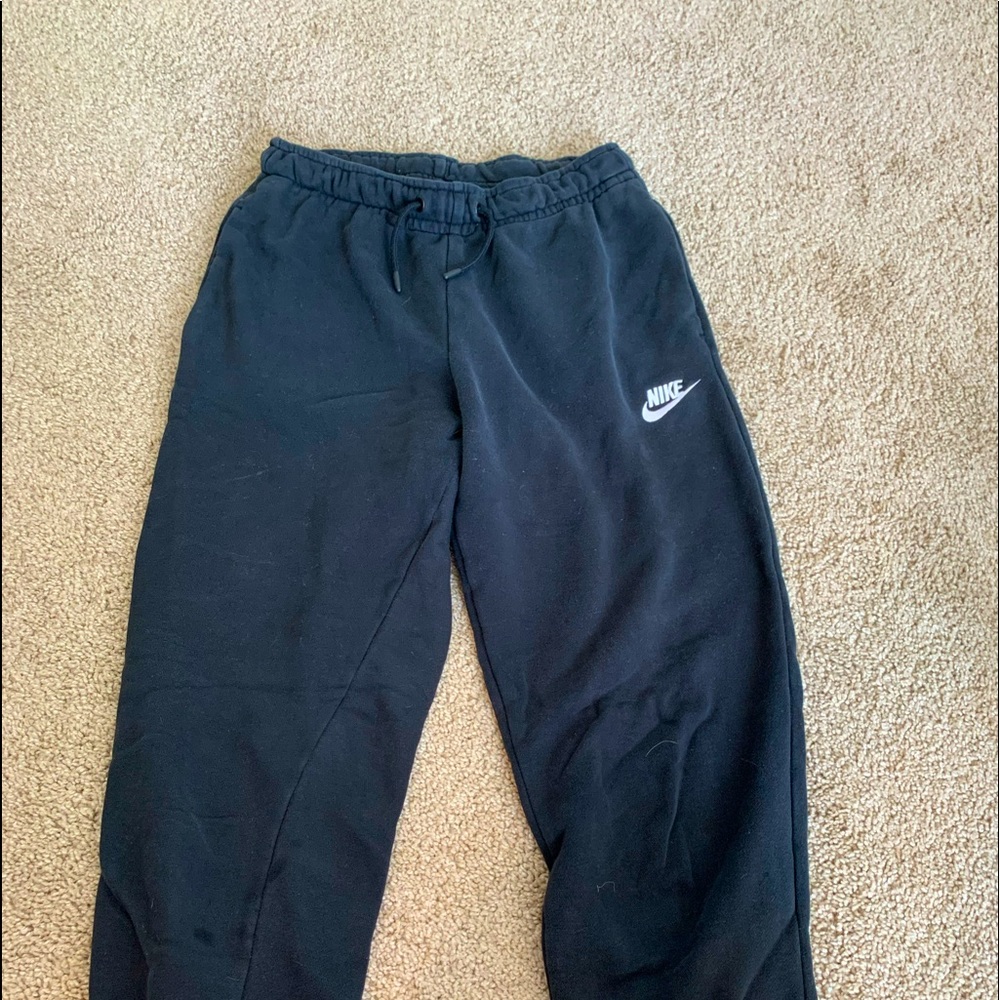 Nike Women's Sportswear Essential Fleece Pants